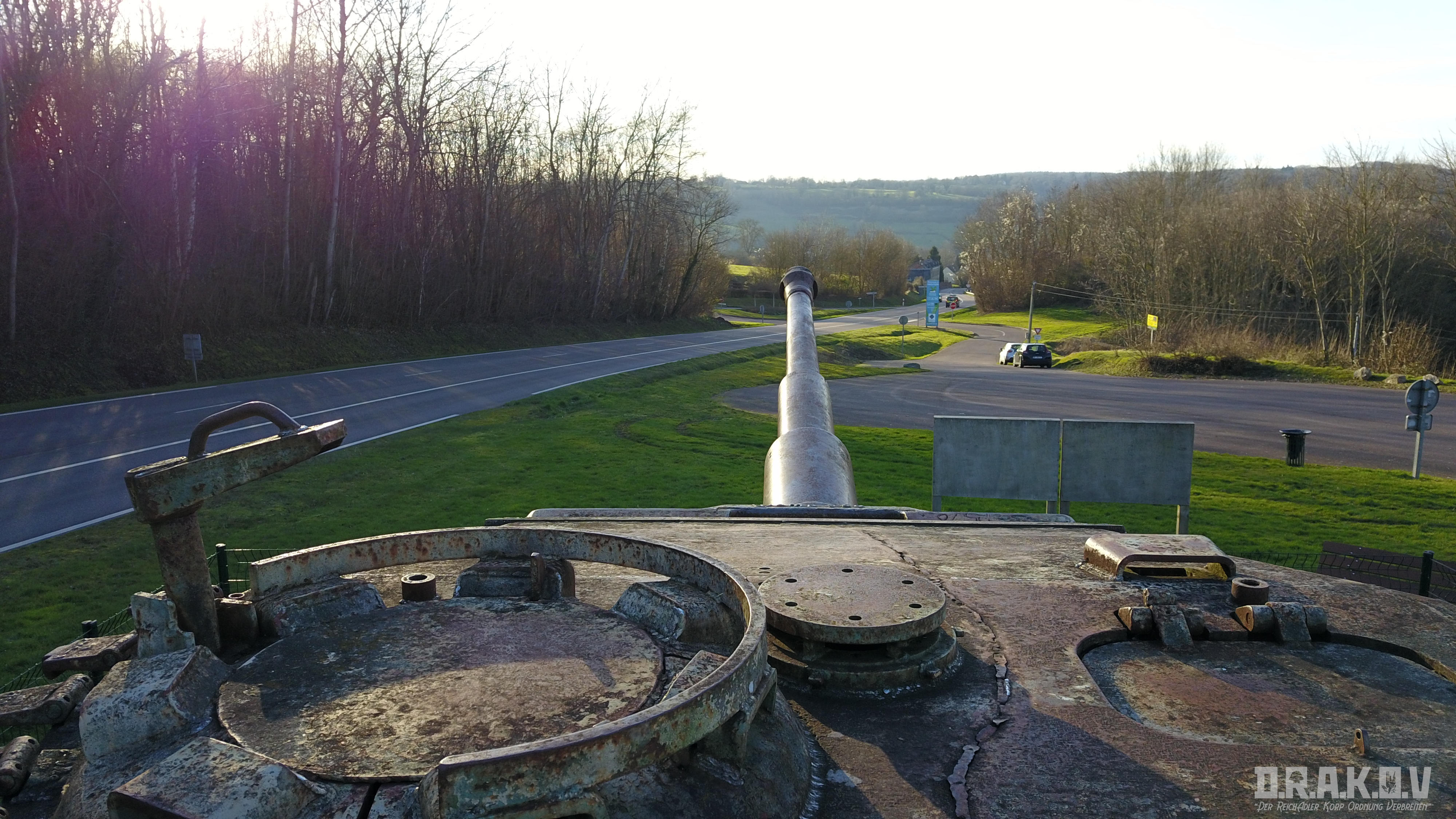 { _file.DOWNLOAD_NAME }