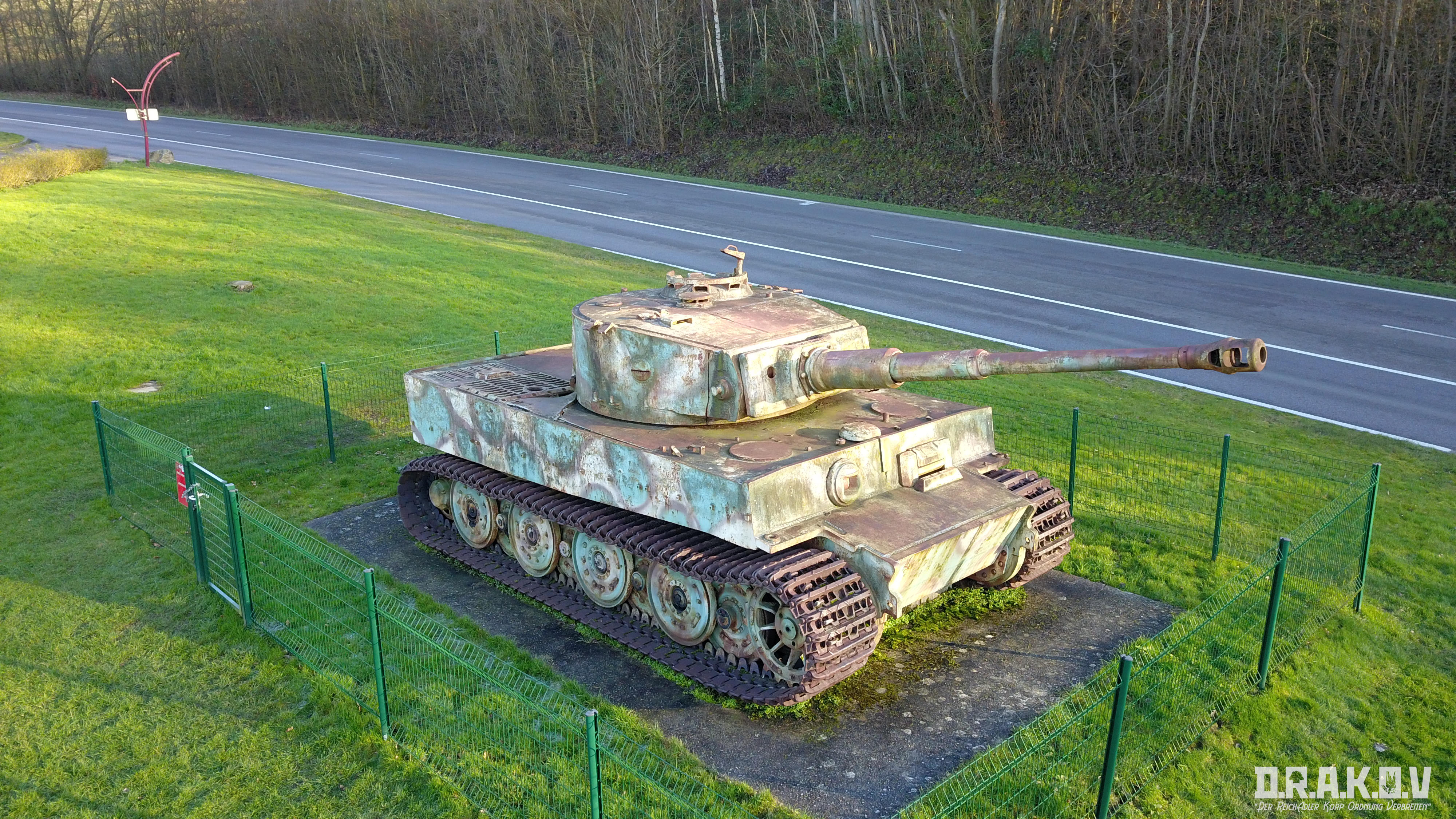 { _file.DOWNLOAD_NAME }